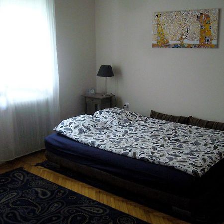 Home Away Apartment Budapeszt Pokój zdjęcie